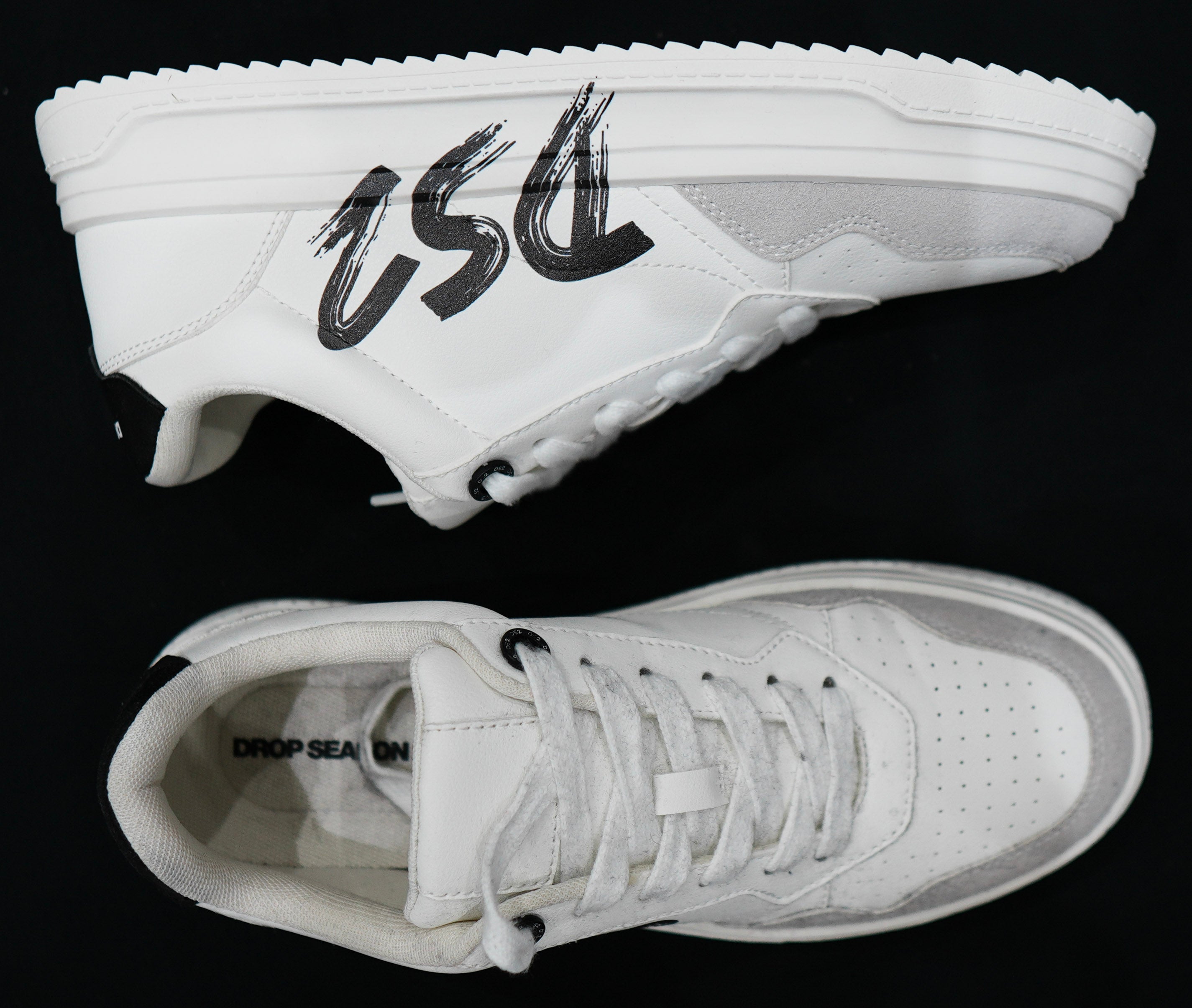 DS2 White Gray Sneackers