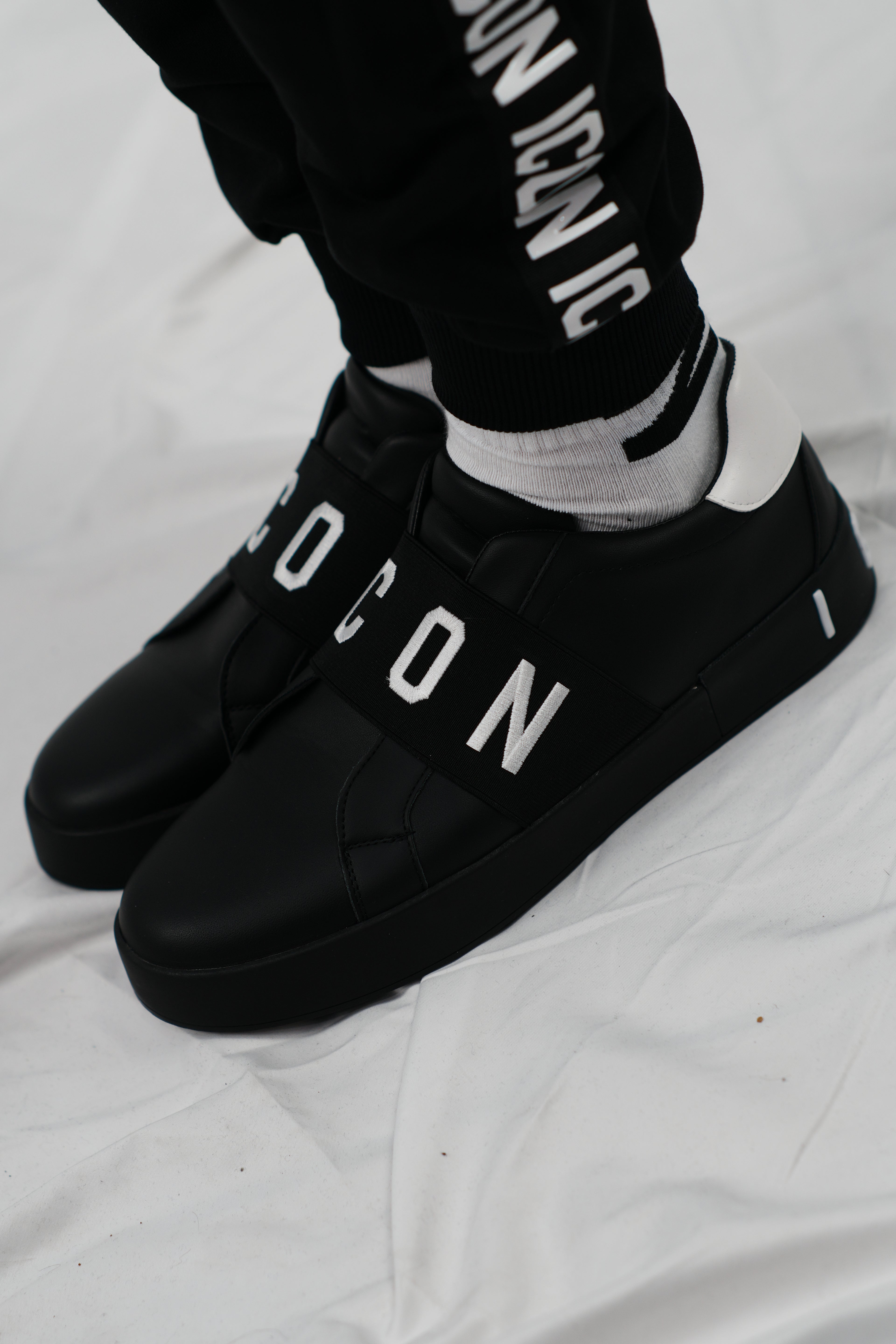 ICON Black Shoes
